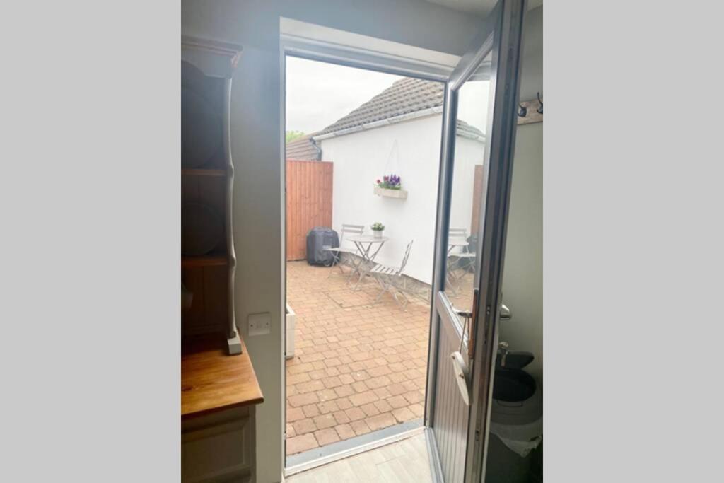Self Contained Annexe In The Heart Of Wedmore 外观 照片